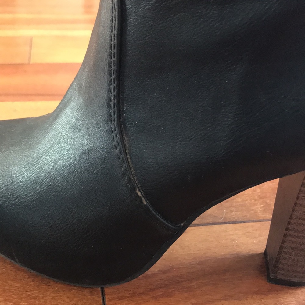 Candie’s Booties - Picture 4 of 6